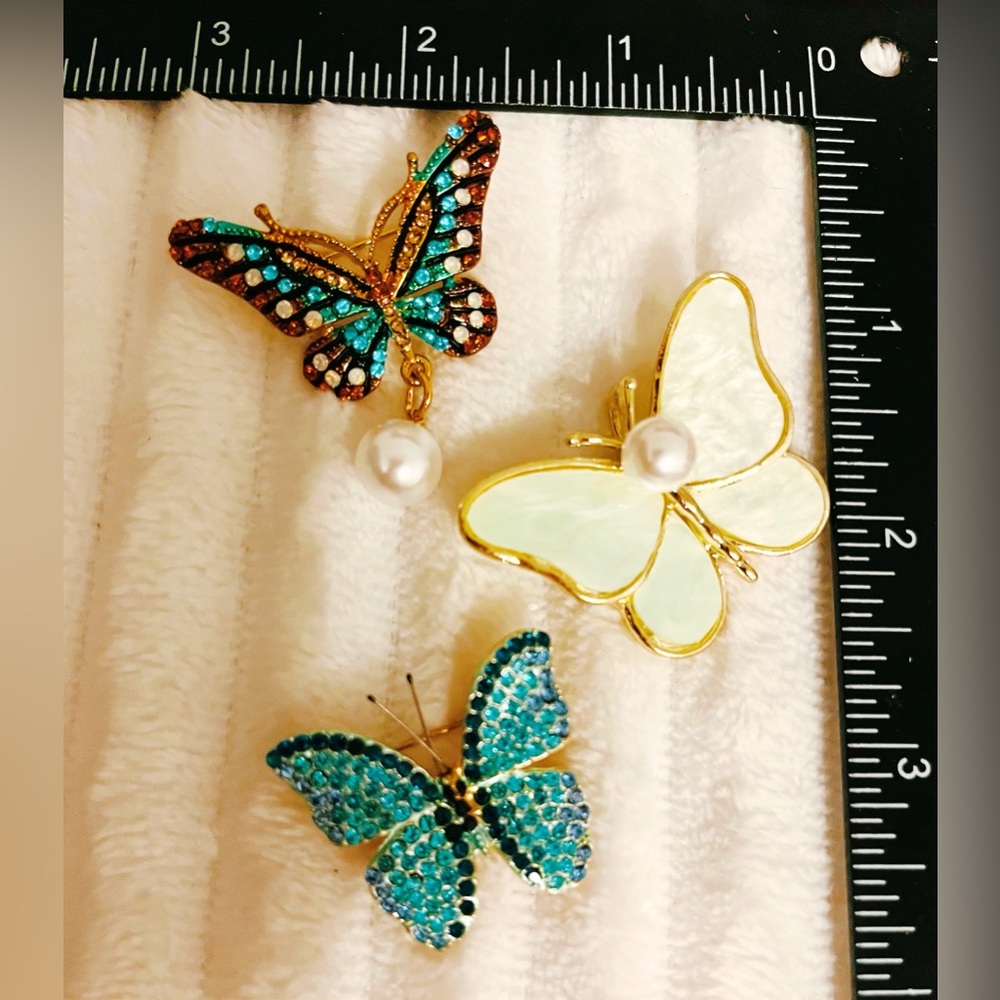 Set of 3 Crystal Butterfly Brooch Pins – Red, Blue & Green Rhinestone